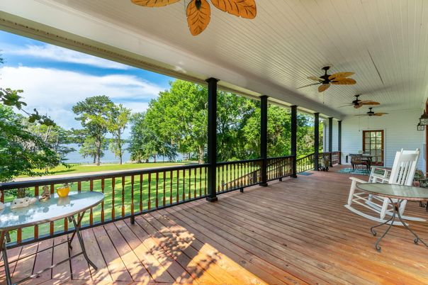 Interior, Sun Room, Water, Wood Texture Flooring