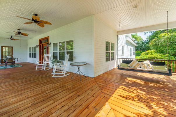 Exterior, Wood Texture Flooring