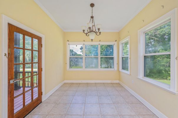 Chandelier, Empty room, Interior