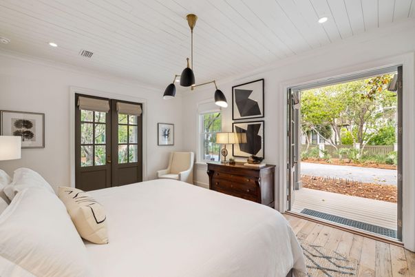 Bedroom, Interior, Pendant Lights, Recessed Lighting, Wood Texture Flooring