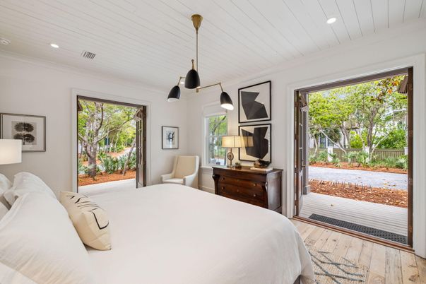 Bedroom, Interior, Pendant Lights, Recessed Lighting, Wood Texture Flooring