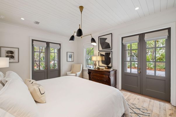 Bedroom, Interior, Pendant Lights, Recessed Lighting, Wood Texture Flooring
