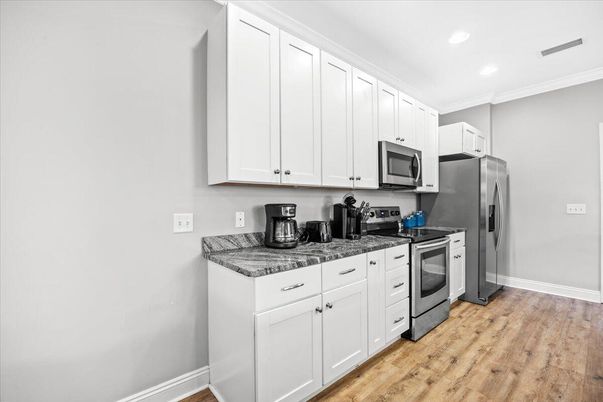 Interior, Kitchen, Recessed Lighting, Wood Texture Flooring