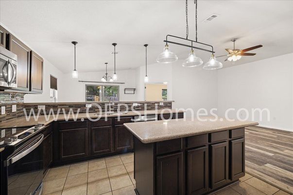 Interior, Kitchen, Pendant Lights, Wood Texture Flooring