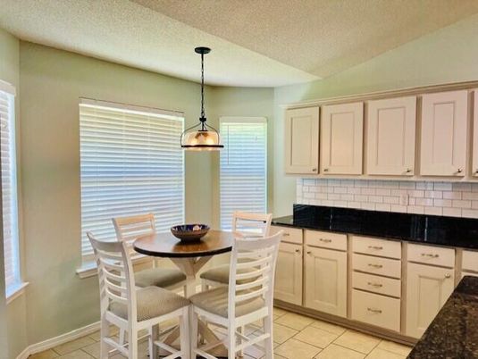 Dining room, Interior, Pendant Lights