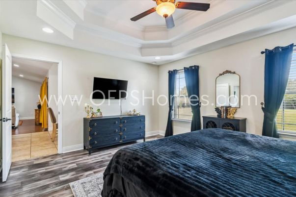 Bedroom, Interior, Recessed Lighting, Wood Texture Flooring