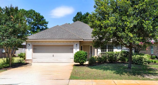 Attached, Exterior, Facade, Ranch