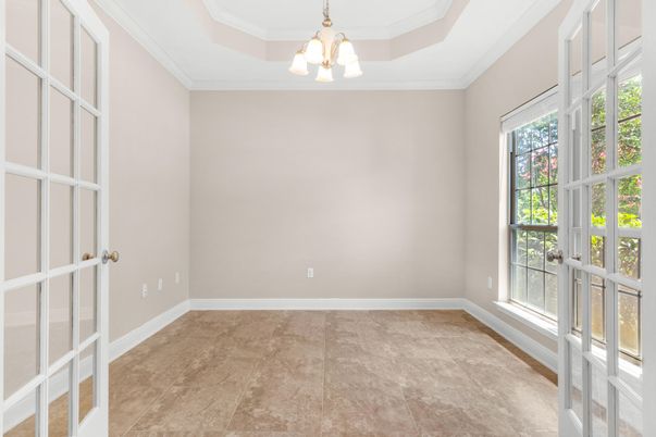 Empty room, Interior, Pendant Lights
