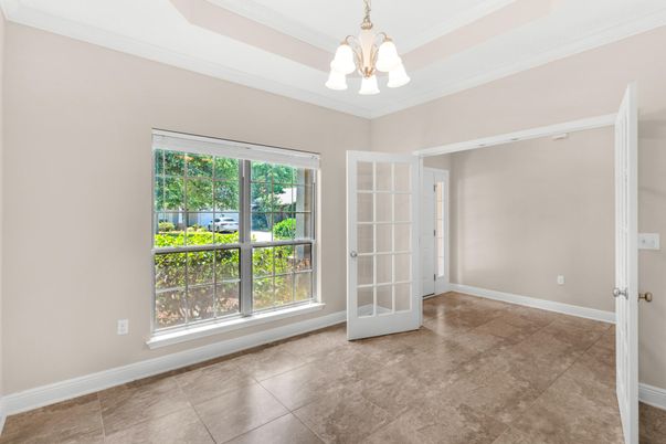 Chandelier, Empty room, Interior
