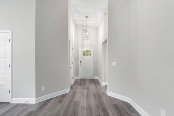Interior, Pendant Lights, Wood Texture Flooring