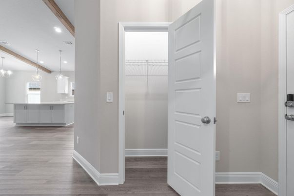 Interior, Pendant Lights, Recessed Lighting, Wood Texture Flooring