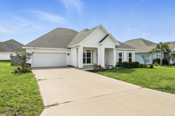 Attached, Backyard, Exterior, Facade, Farmhouse