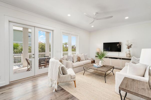 Interior, Living room, Recessed Lighting, Wood Texture Flooring