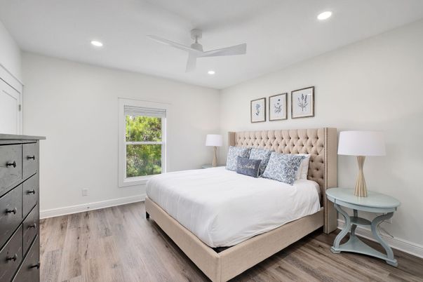Bedroom, Interior, Recessed Lighting, Wood Texture Flooring