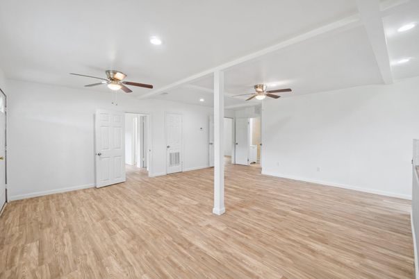 Empty room, Interior, Recessed Lighting, Wood Texture Flooring