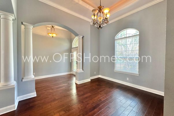Chandelier, Empty room, Interior, Wood Texture Flooring