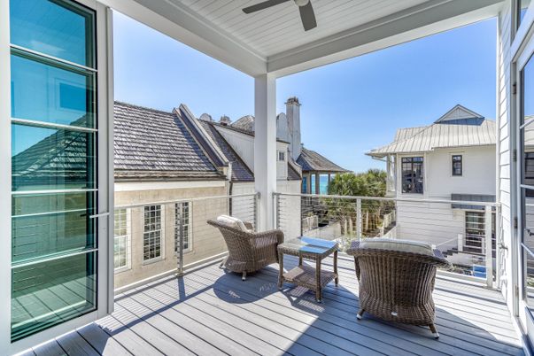 Exterior, Wood Texture Flooring