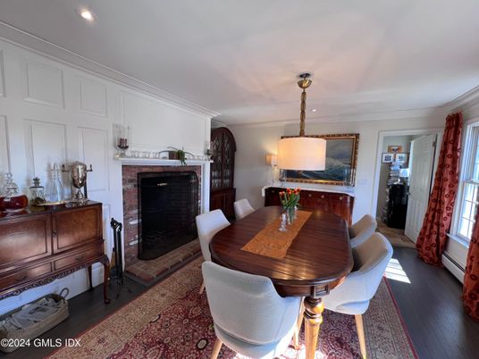Dining room, Fireplace, Interior, Pendant Lights, Recessed Lighting, Wood Texture Flooring