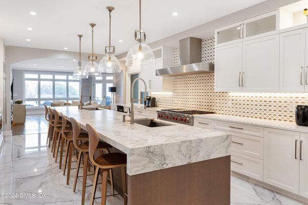 Interior, Kitchen, Living room, Marble, Pendant Lights, Recessed Lighting, Stainless Steel Appliances