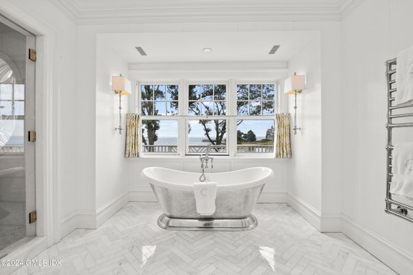 Bathroom, Free Standing Baths, Interior, Marble, Water