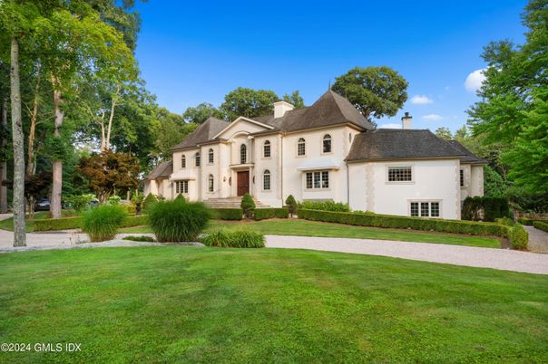 Backyard, Exterior, Facade, French Provincial