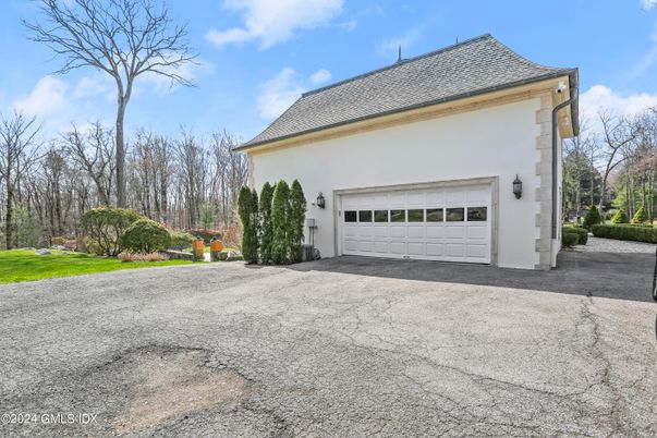 Detached Garage, Exterior