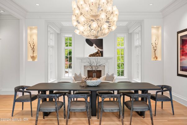 Chandelier, Dining room, Fireplace, Interior, Recessed Lighting, Wood Texture Flooring