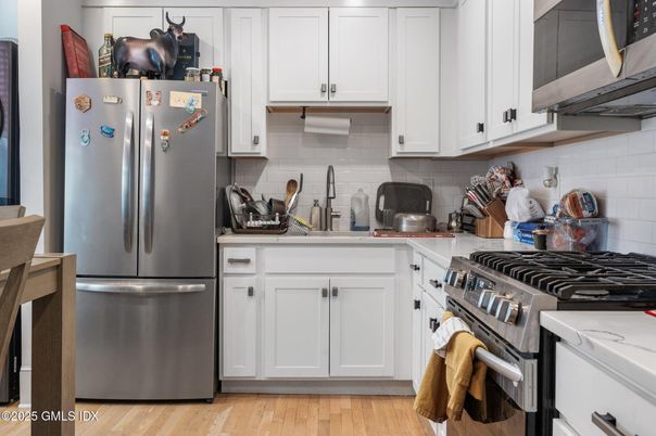 Interior, Kitchen, Stainless Steel Appliances, Wood Texture Flooring