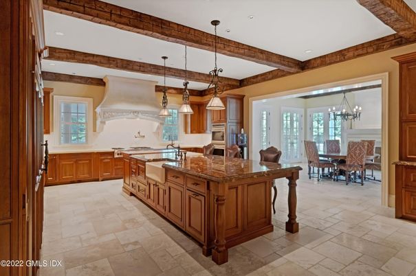 Chandelier, Dining room, Interior, Kitchen, Pendant Lights, Recessed Lighting, Stainless Steel Appliances, Wooden Beams