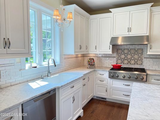Chandelier, Interior, Kitchen, Pendant Lights, Stainless Steel Appliances, Wood Texture Flooring