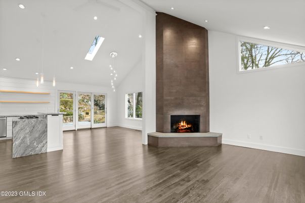 Fireplace, Interior, Kitchen, Pendant Lights, Recessed Lighting, Wood Texture Flooring