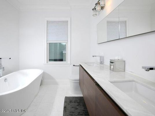 Bathroom, Dual Sink Vanities, Free Standing Baths, Interior