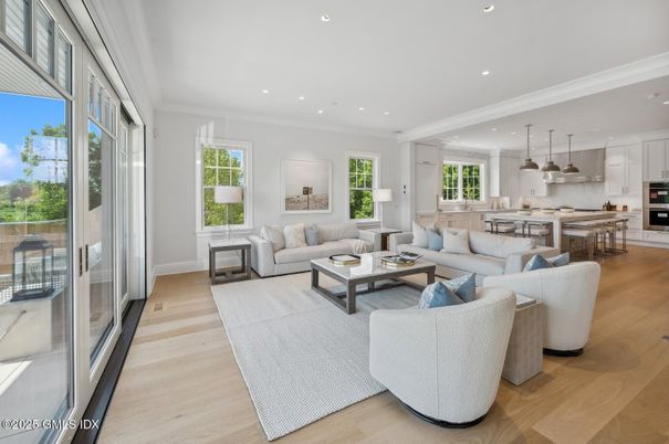 Interior, Kitchen, Living room, Pendant Lights, Recessed Lighting, Stainless Steel Appliances, Wood Texture Flooring