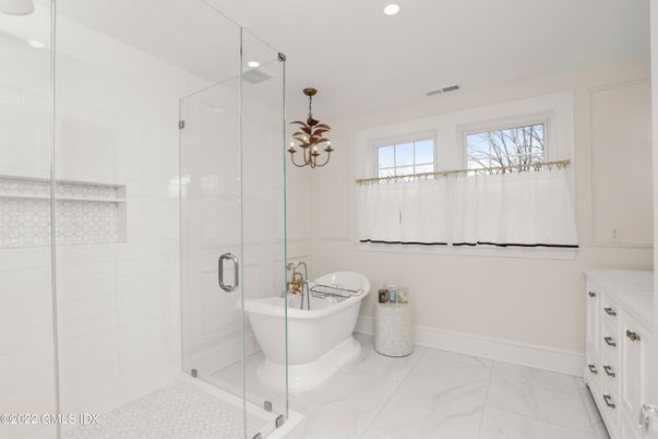 Bathroom, Free Standing Baths, Glass Shower, Interior, Marble, Pendant Lights, Recessed Lighting