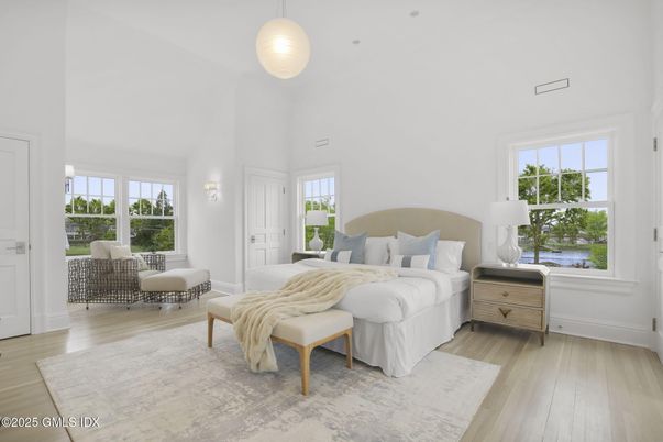 Bedroom, Interior, Pendant Lights, Wood Texture Flooring