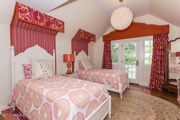 Bedroom, Interior, Pendant Lights, Wood Texture Flooring