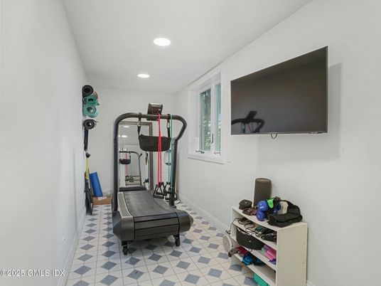 Fitness Equipment, Interior, Recessed Lighting