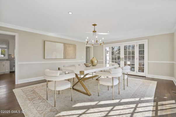 Chandelier, Dining room, Interior, Pendant Lights, Recessed Lighting, Wood Texture Flooring