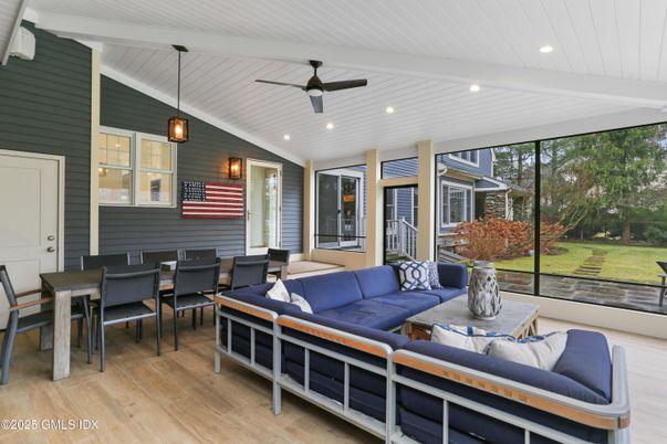 Dining room, Interior, Living room, Pendant Lights, Recessed Lighting, Wood Texture Flooring