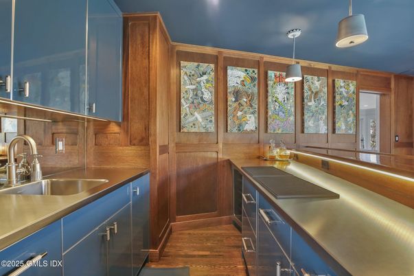 Interior, Kitchen, Pendant Lights, Wood Texture Flooring