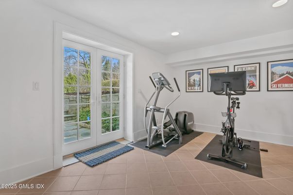 Fitness Equipment, Interior, Recessed Lighting
