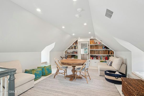 Dining room, Interior, Recessed Lighting