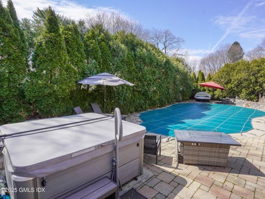 Exterior, Hot Tub
