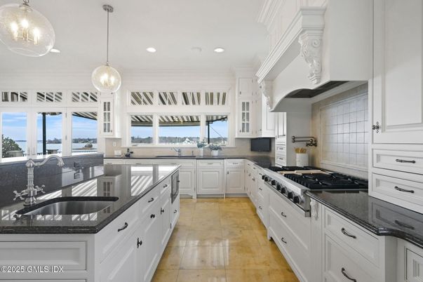 Interior, Kitchen, Pendant Lights, Recessed Lighting