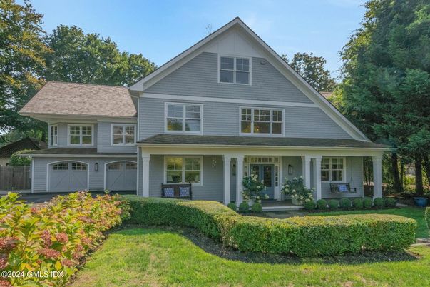 Attached, Exterior, Facade, Farmhouse