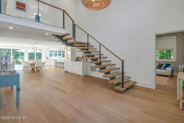 Chandelier, Dining room, Interior, Recessed Lighting, Wood Texture Flooring