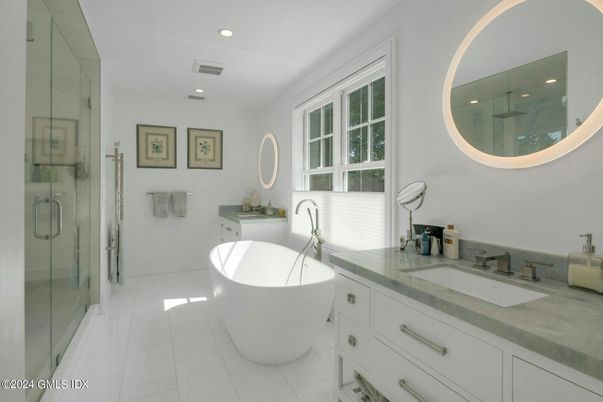 Bathroom, Dual Sink Vanities, Free Standing Baths, Glass Shower, Interior, Recessed Lighting