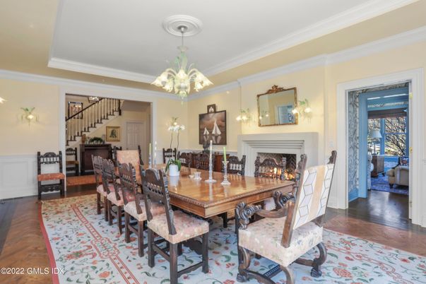 Chandelier, Dining room, Fireplace, Interior, Wood Texture Flooring