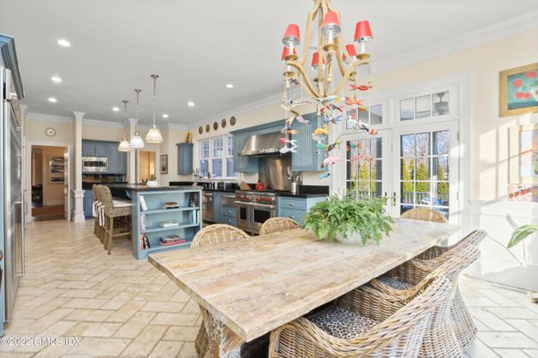 Dining room, Interior, Kitchen, Pendant Lights, Recessed Lighting, Stainless Steel Appliances