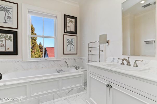 Bathroom, Dual Sink Vanities, Interior, Marble, Recessed Lighting